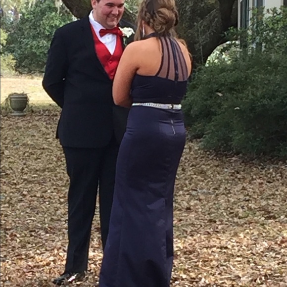 FORMAL DRESS - Picture 6 of 6